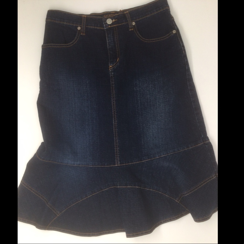 Neeso Jeans Size 5 Fit and Flare Jean Skirt 4% Spandex